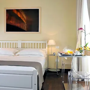 Best Sistine Guest house